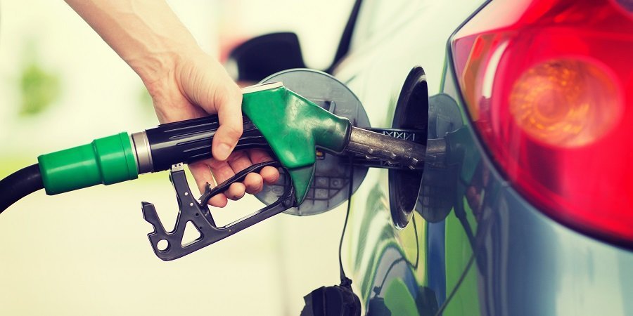 Дизельное топливо или бензин: влияние на стоимость автомобиля при перепродаже
